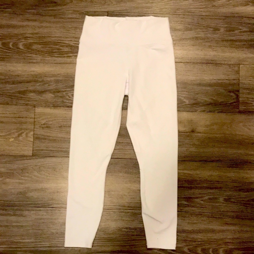 Like new, white high waisted Powerhold style
